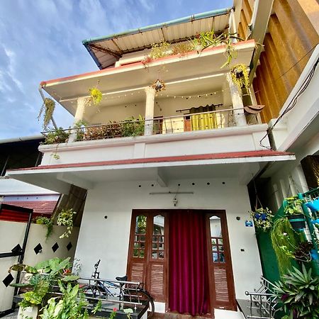 Rajatheeram Beach Homestay & Backwater Cruise Alleppey Alappuzha Buitenkant foto