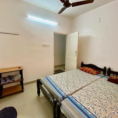 Rajatheeram Beach Homestay & Backwater Cruise Alleppey Alappuzha Buitenkant foto