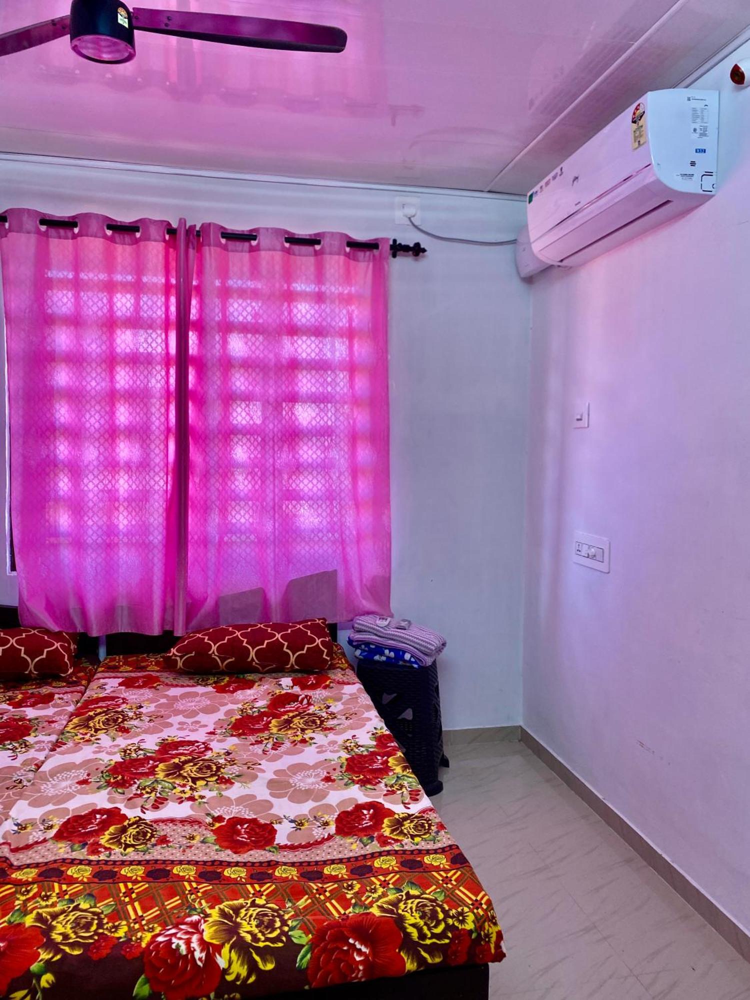 Rajatheeram Beach Homestay & Backwater Cruise Alleppey Alappuzha Buitenkant foto