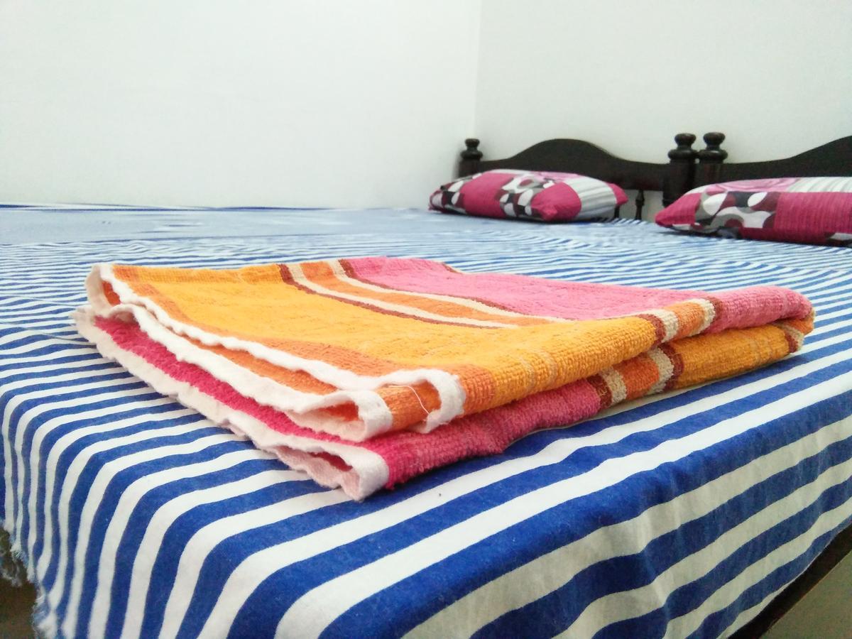 Rajatheeram Beach Homestay & Backwater Cruise Alleppey Alappuzha Buitenkant foto
