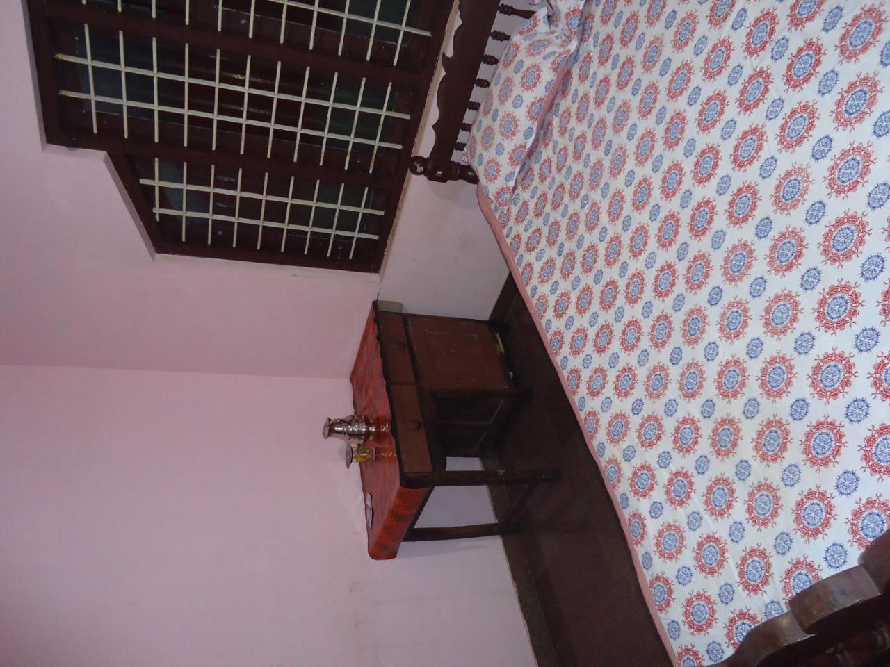 Rajatheeram Beach Homestay & Backwater Cruise Alleppey Alappuzha Buitenkant foto